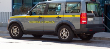 uggiate-trevano-6-kg-di-erba-e-14mila-euro-arrestati-5-giovani