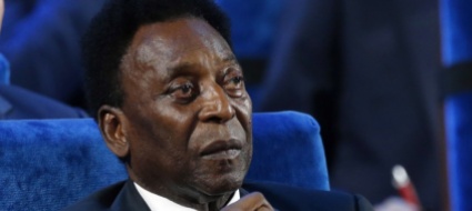 pele-trasportato-nel-reparto-di-terapia-sub-intensiva