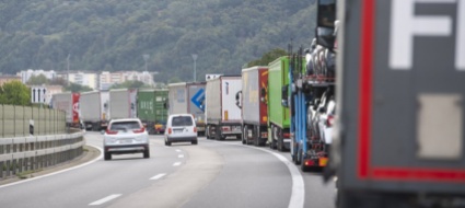 pratiche-telematiche-per-i-tir-al-confine-entro-il-2025