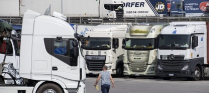 mendrisiotto-no-alla-corsia-per-tir-si-alla-digitalizzazione