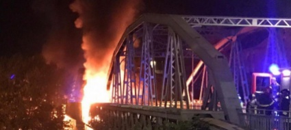 roma-in-fiamme-il-ponte-di-ferro