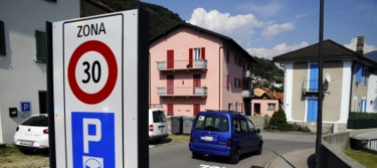 sondaggio-upi-svizzeri-favorevoli-a-zone-30-nell-abitato