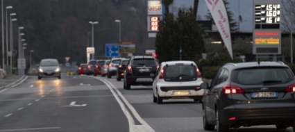 no-al-divieto-di-immatricolazione-auto-a-benzina-dal-23