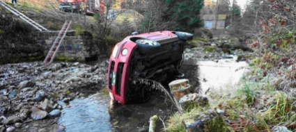 san-gallo-auto-finisce-in-un-torrente-ferita-21enne