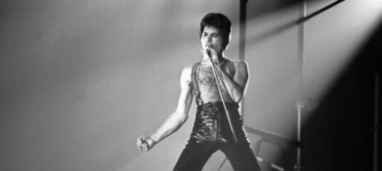 freddie-mercury-trent-anni-dopo-lo-show-continua