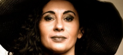 la-leghista-s-indigna-la-direttrice-d-orchestra-gliele-suona