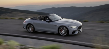 mercedes-amg-sl-la-convertibile-si-fa-dinamica