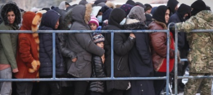 migranti-picchiati-e-costretti-a-pagare-l-acqua-in-bielorussia
