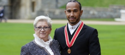 l-upgrade-di-lewis-hamilton-da-baronetto-a-cavaliere
