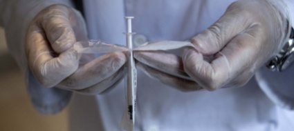 la-variante-omicron-piu-veloce-nel-replicarsi-ma-meno-grave