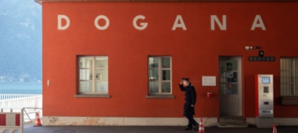 porlezza-due-agenti-no-vax-a-casa-e-problemi-di-traffico
