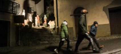 e-tornata-l-affascinante-via-dei-presepi