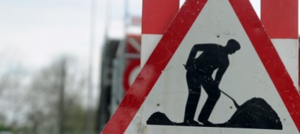 si-ripara-la-perdita-d-acqua-cantiere-a-capolago