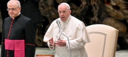 papa-francesco-i-genitori-non-condannino-i-figli-gay