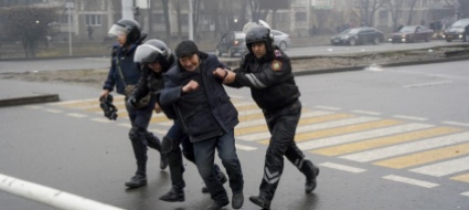 kazakistan-decine-di-manifestanti-uccisi-dalla-polizia