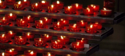 il-sacerdote-denunciato-torna-a-dire-messa