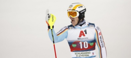 a-schladming-7-elvetici-a-punti-ma-lontani-da-linus-strasser