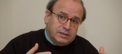 gli-applausi-non-bastano-ma-nemmeno-le-briciole