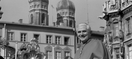 media-tedeschi-critici-su-mea-culpa-di-ratzinger-sulla-pedofilia