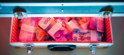 swift-my-cash-pena-patteggiata-per-i-due-fratelli-comaschi