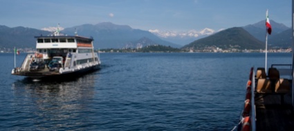 lago-maggiore-livello-basso-traghetti-piu-leggeri