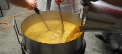 arriva-carnevale-coldrerio-distribuisce-il-risotto