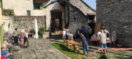 cavigliano-la-cottura-del-pane-nel-vecchio-forno