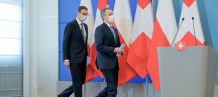 cassis-a-colloquio-con-morawiecki-in-polonia