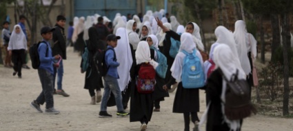 afghanistan-talebani-richiudono-le-scuole-secondarie-femminili