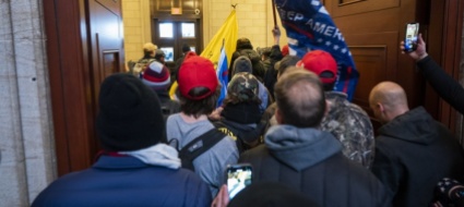assalto-a-capitol-hill-frode-trump-per-evitare-sconfitta
