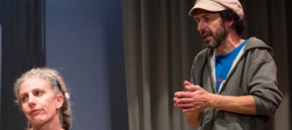 con-la-zona-grigia-i-grandi-temi-sociali-vanno-a-teatro
