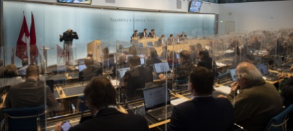 lingua-dei-segni-nella-costituzione-sui-banchi-in-gran-consiglio