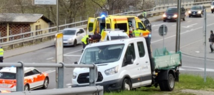 incidente-a-taverne-scontro-fra-un-auto-e-una-moto