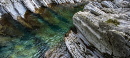 giocando-al-parco-delle-gole-della-breggia