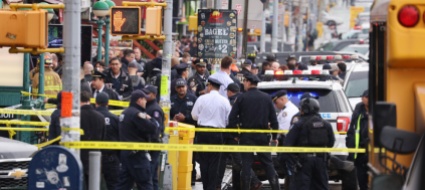 sparatoria-a-new-york-la-polizia-cerca-un-62enne