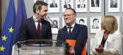 francia-accuse-di-violenza-sessuale-per-il-neoministro-abad
