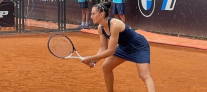 vince-buzarnescu-ex-top-20-bandecchi-saluta-il-roland-garros