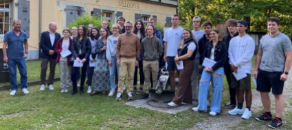 gambarogno-le-autorita-ricevono-i-neo-18enni-nel-fortino