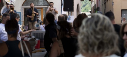 eventi-a-mendrisio-la-lista-civica-vuole-la-distinta