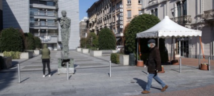 chiasso-piazza-indipendenza-e-pronta-a-ballare