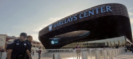 sedici-feriti-a-new-york-per-un-falso-allarme-sparatoria