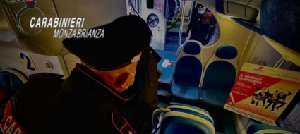 carrozza-a-soqquadro-soppresso-un-treno-diretto-a-chiasso