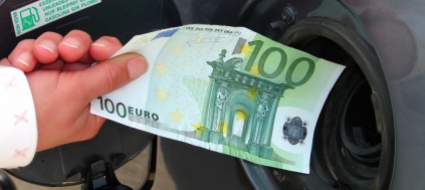 l-italia-taglia-ancora-fino-ad-agosto-le-accise-sui-carburanti
