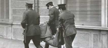 la-nuova-sinistra-allo-specchio