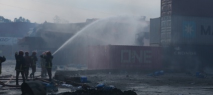 bangladesh-scoppio-in-un-deposito-di-container-34-i-morti