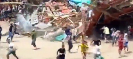 crolla-tribuna-durante-una-corrida-in-colombia-almeno-5-morti