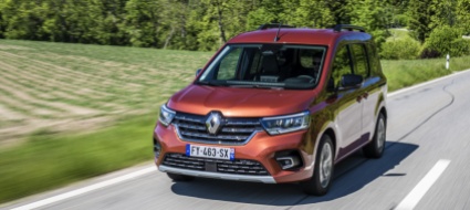 renault-kangoo-ama-i-viaggi-in-famiglia