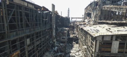 dalle-macerie-di-un-edificio-spuntano-cento-corpi