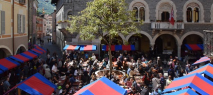 mercato-d-inizio-estate-a-bellinzona