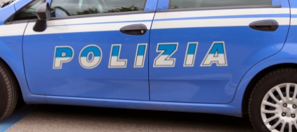 evade-va-in-scooter-senza-casco-e-si-spaccia-per-parente-morto